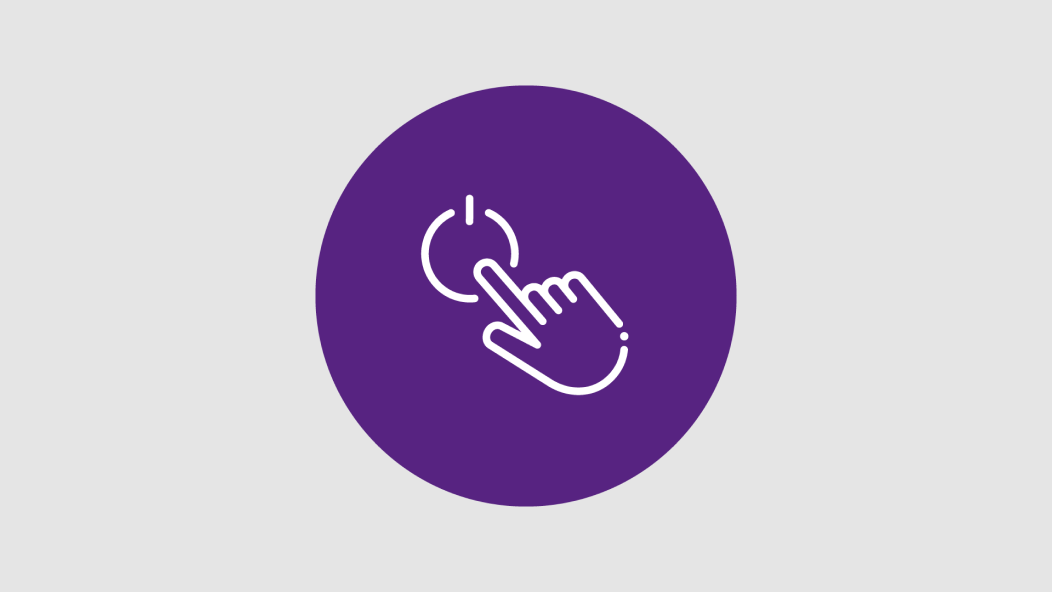 Icon sicherer Betrieb Icon einer Hand, die einen Ein-Knopf drückt.